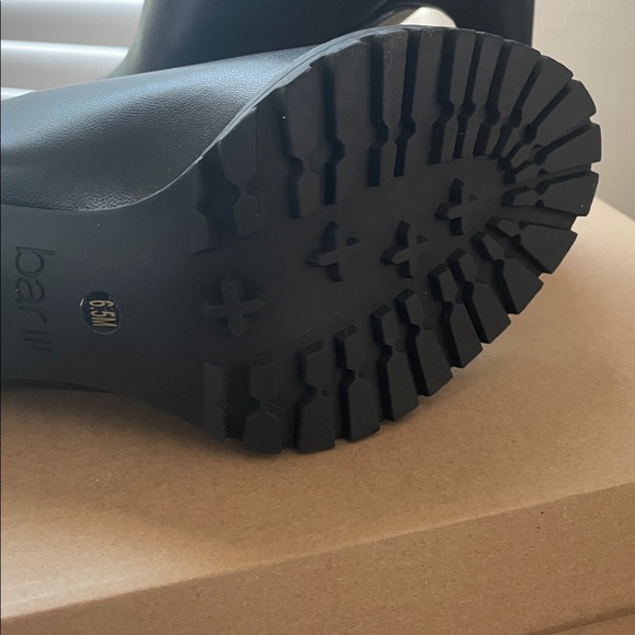 Bar III Womens Dillan P Faux Leather Ankle Shooties Size 6.5 - Picture 2 of 3